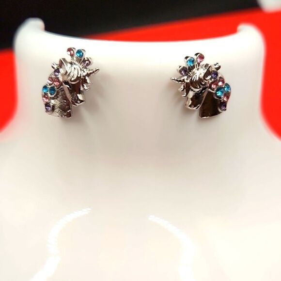 925 Sterling Silver Rhinestone Unicorn Stud‎ Earrings Girls Women - Picture 3 of 6